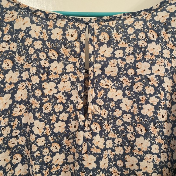 Sienna Sky women’s flowered blouse - Picture 6 of 6